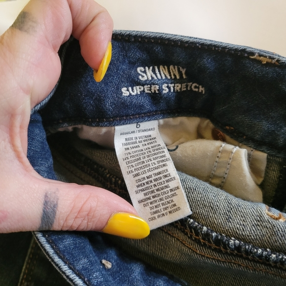 AEO dark blue skinny super stretch jeans sz6 like new - Picture 2 of 11